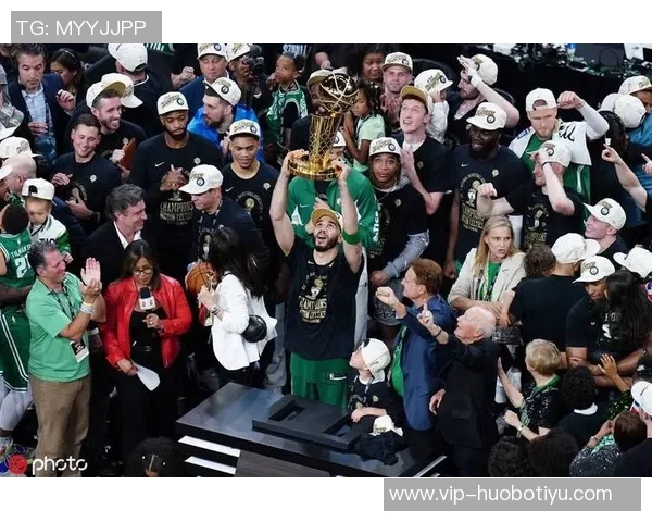 杰伦布朗谈凯尔特人胜利关键两个篮板助力球队展现团队精神