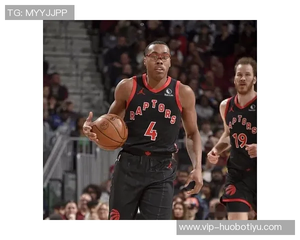 老队友重聚骑士公牛赛前米切尔阿伦与奥科罗亲切交谈回忆往昔